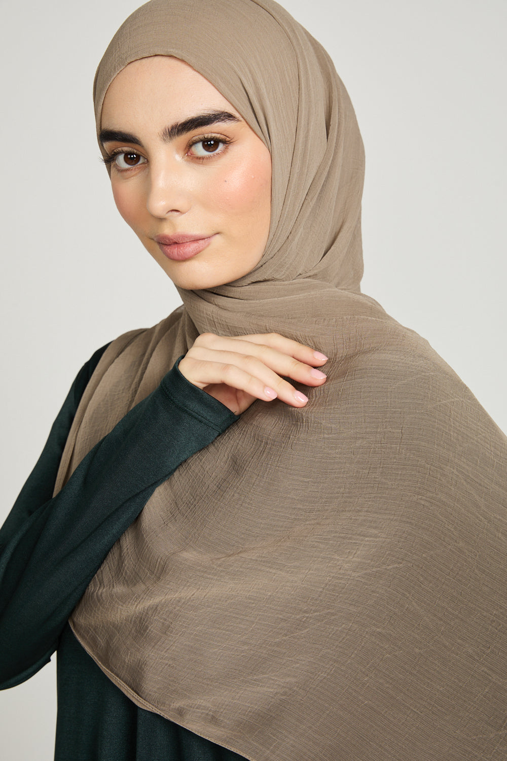 Luxury Soft Crush Hijab - Caramel Taupe