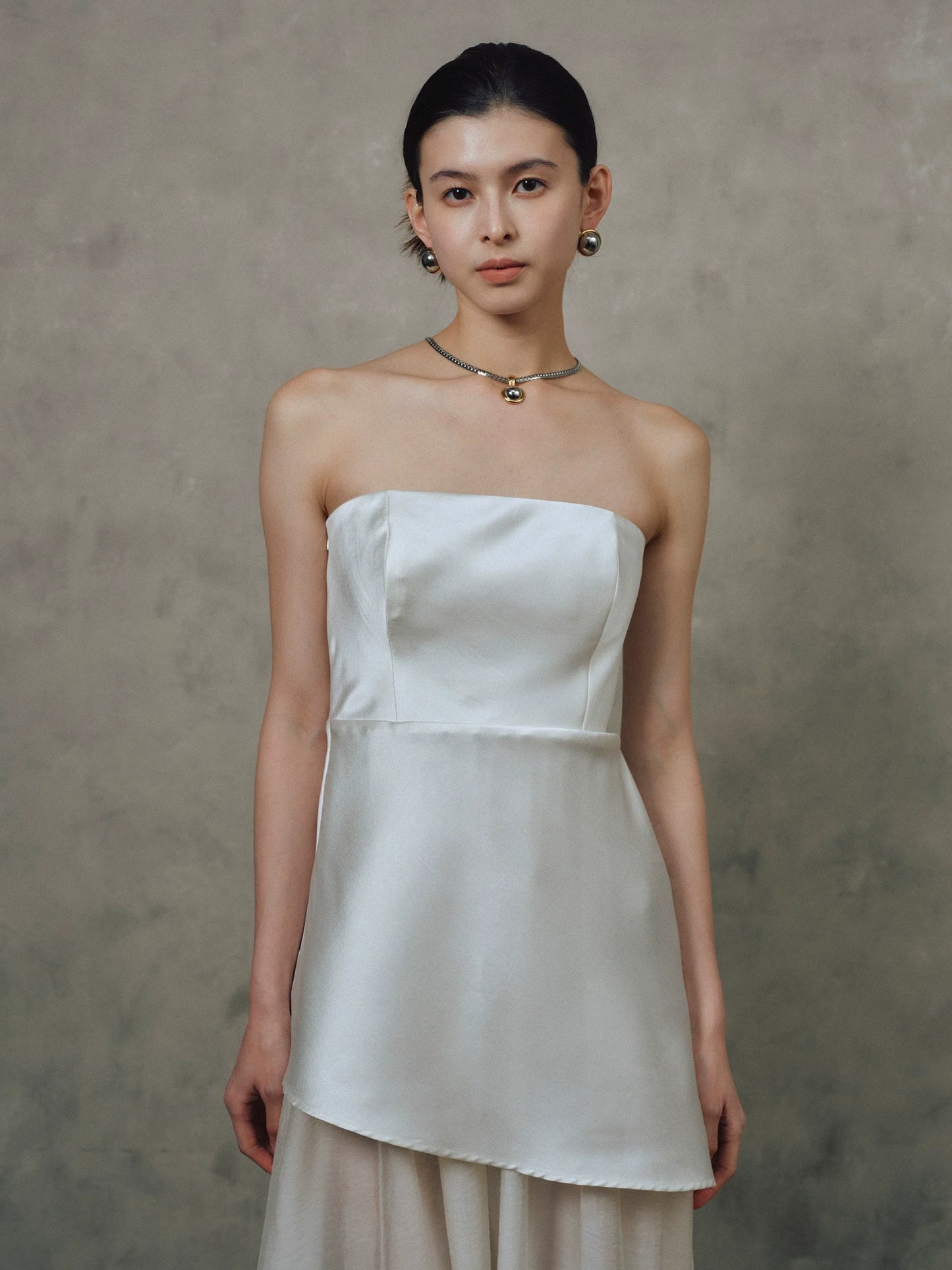 satin Spliced tulle strapless maxi dress in black and white