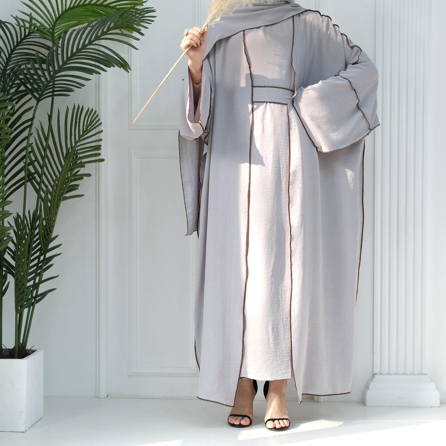 Set 3 pezzi Cardigan + abito interno senza maniche + hijab