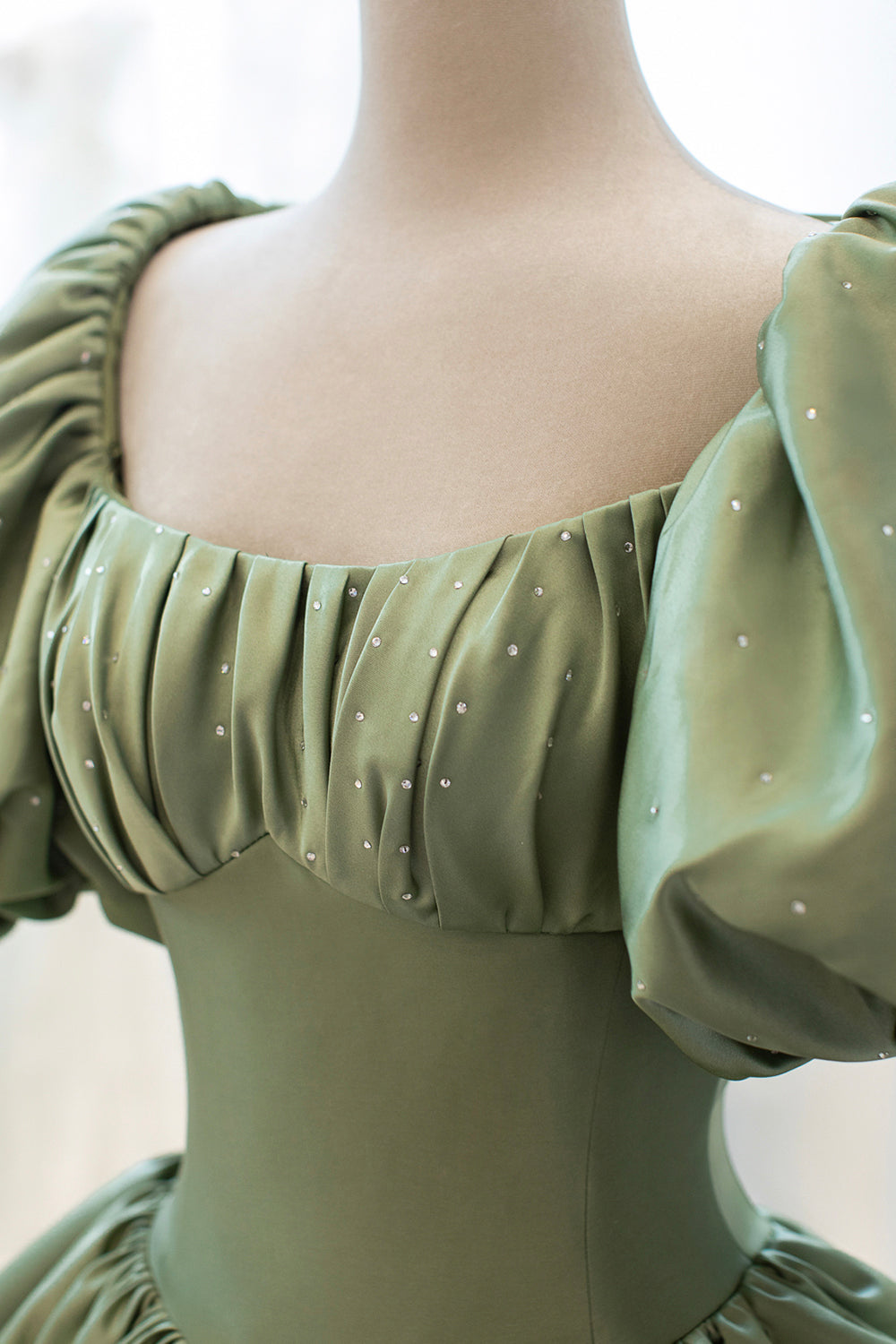 Green Satin Puff Sleeves Prom Dress