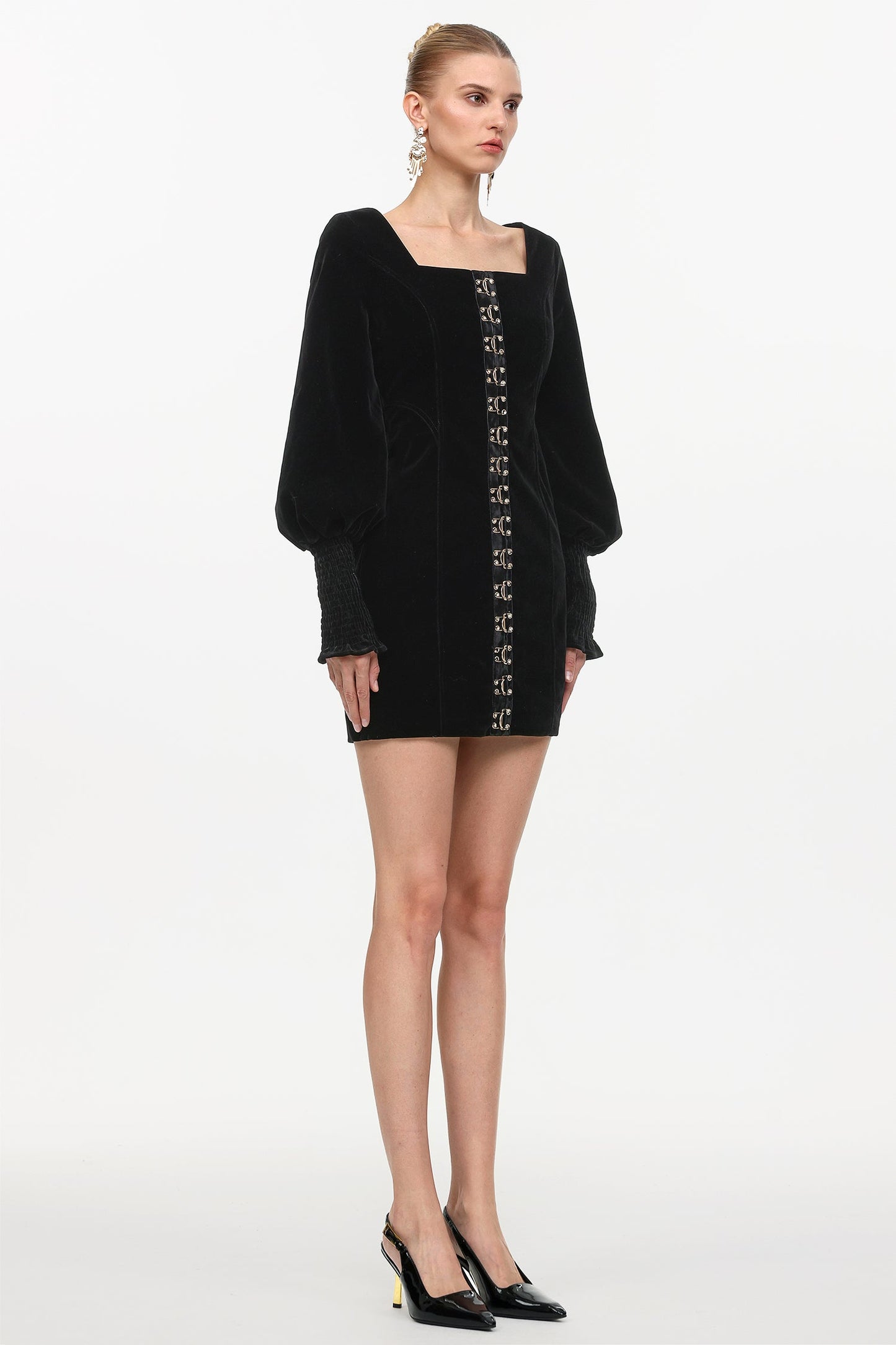 tina Cinched Waist Square Neck Long Sleeve Velvet Mini Dress in black