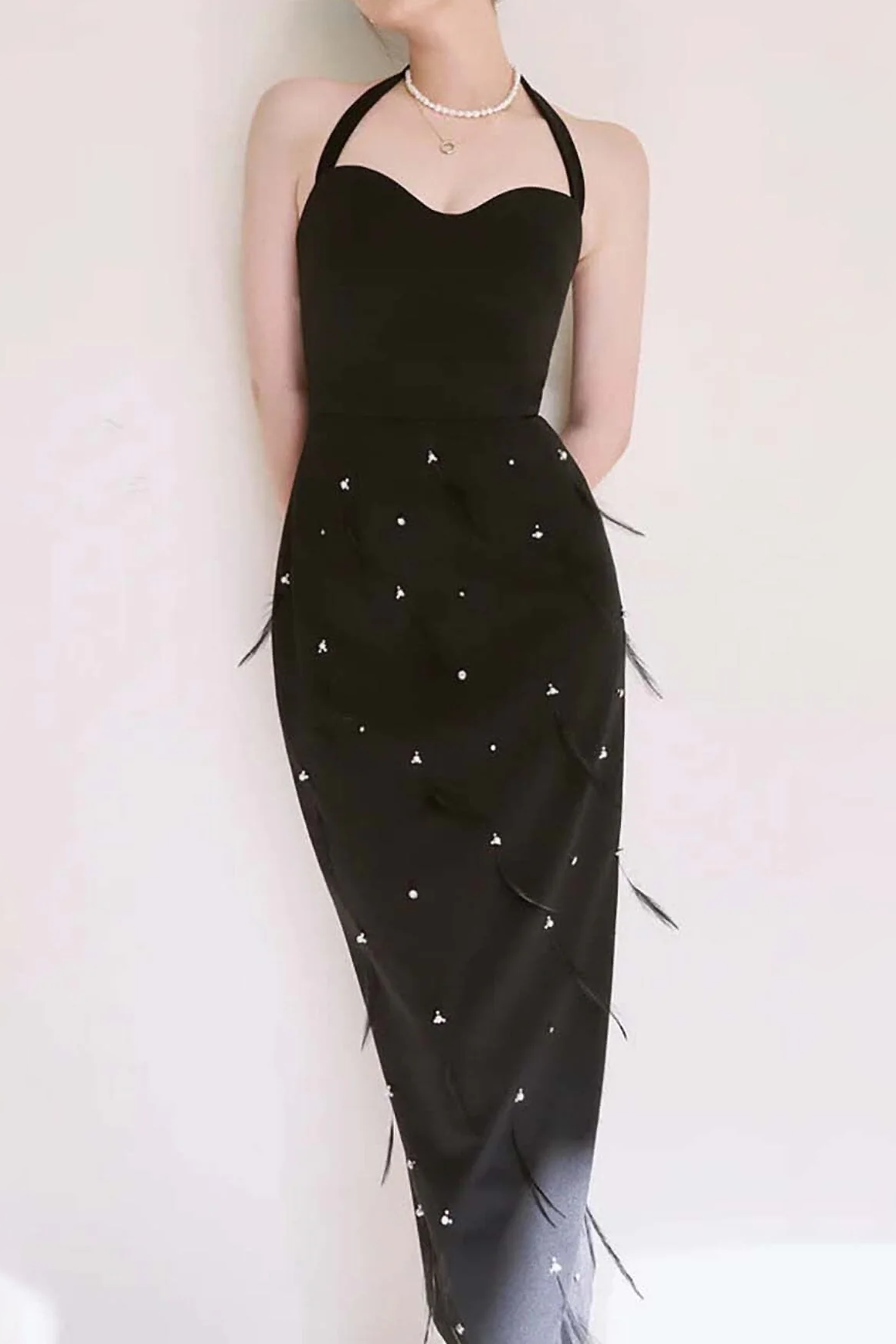 FEATHER RHINESTONES BODYCON MIDI DRESS IN BLACK