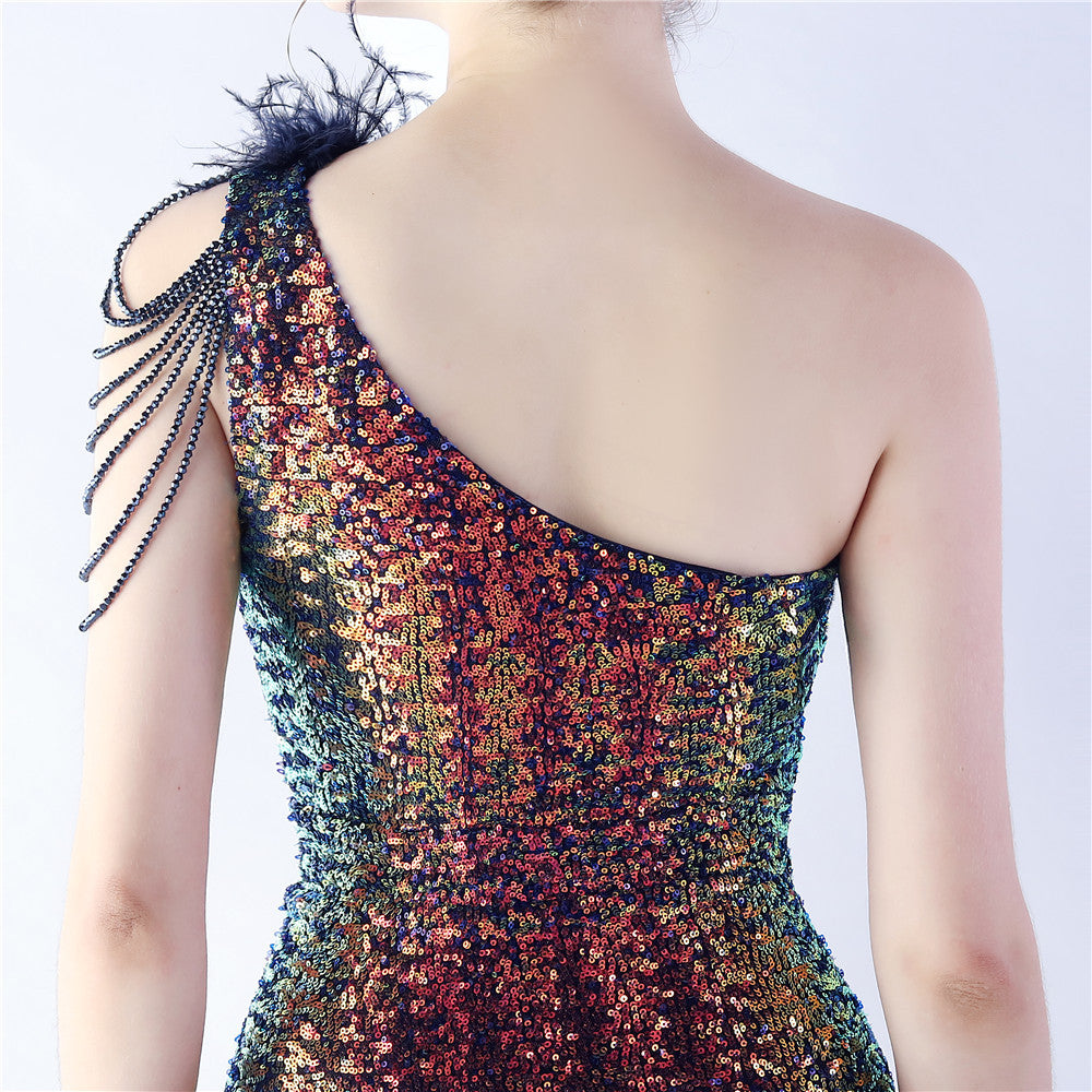 ダチョウの毛皮のイリュージョンビーズのフォーマルドレス