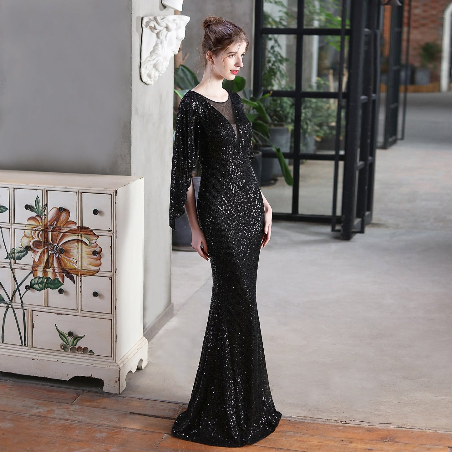 Abito formale con ali d'angelo 