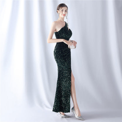 Abito formale con perline e retro in velluto 