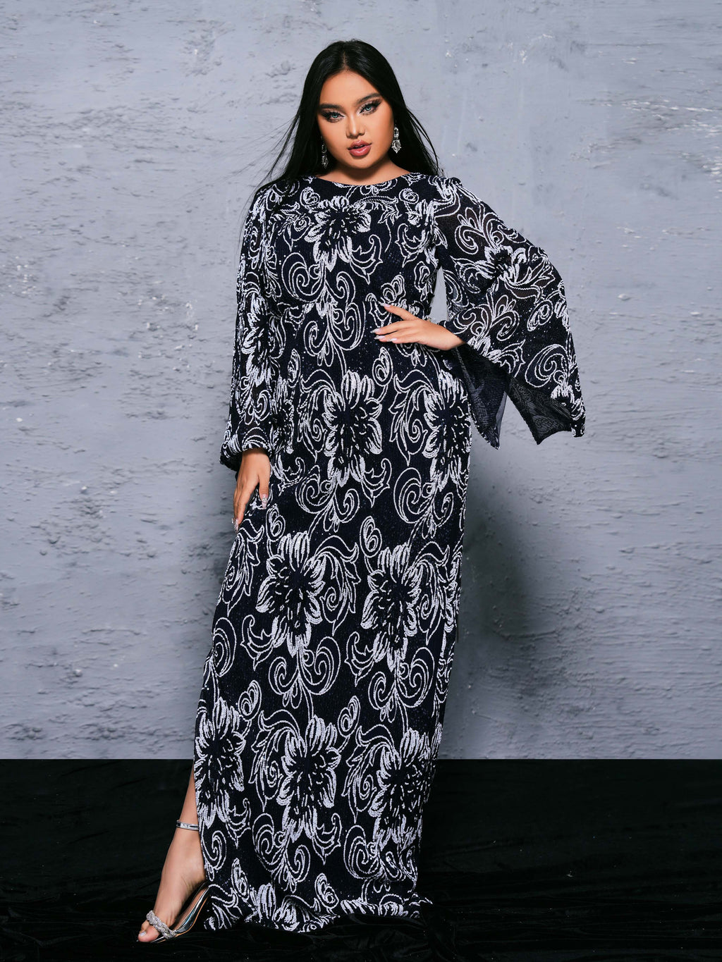 Plus Flared Sleeve Printed Split Dress