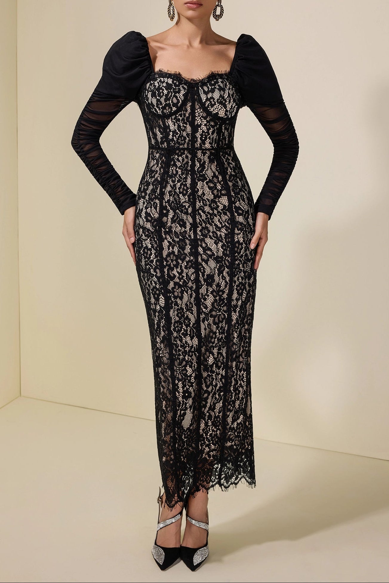 wendy Lace Splicing Mesh Puff Sleeve Midi Dress in black