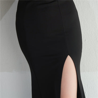 ラインストーン装飾のフェザーフォーマルドレス