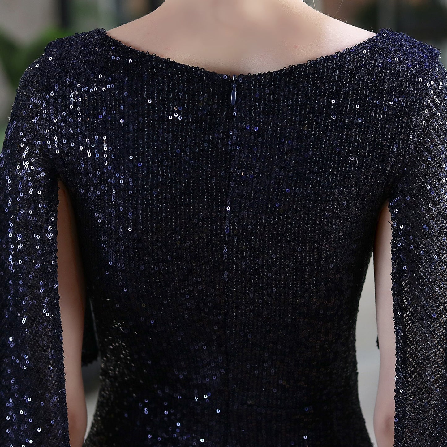 Abito formale con ali d'angelo 