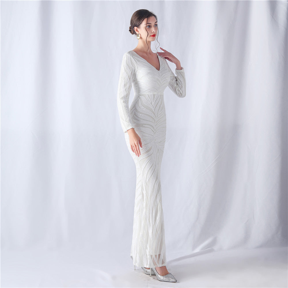 長袖ビーズフォーマルドレス