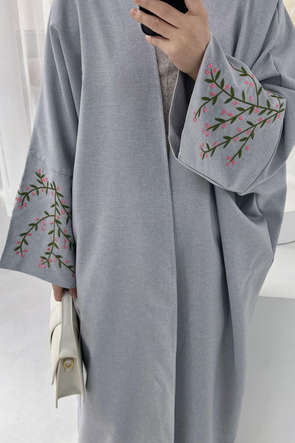 Flower Embroidery Elegant Cardigan Robe