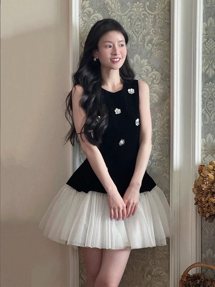 Stereoscopic Flower sleeveless mesh mini dress