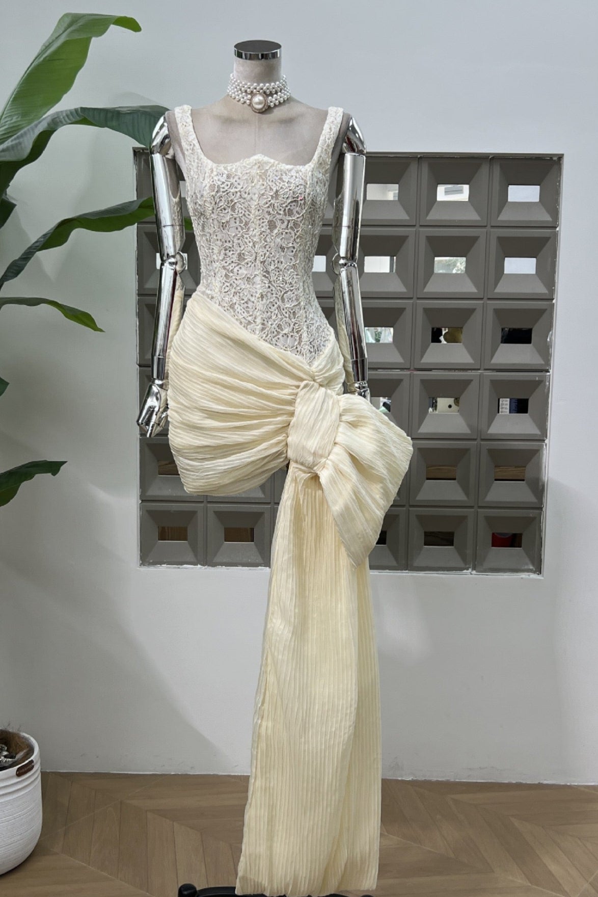 Bosede Bow Lace Corset Mini Dress