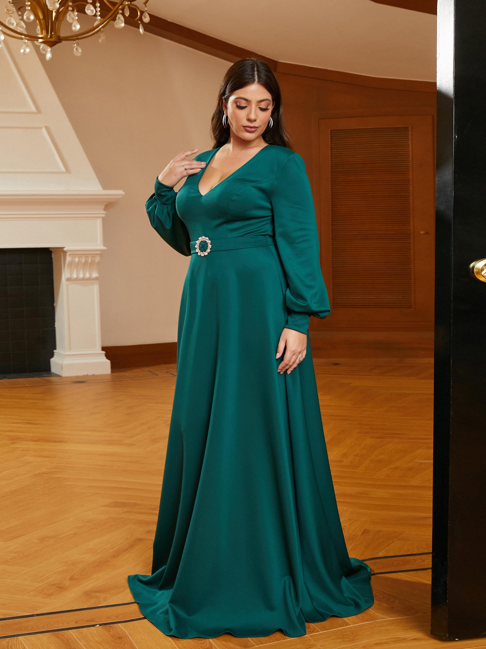 Plus Size V-neck A-line Belt Green Wedding Guest Dress