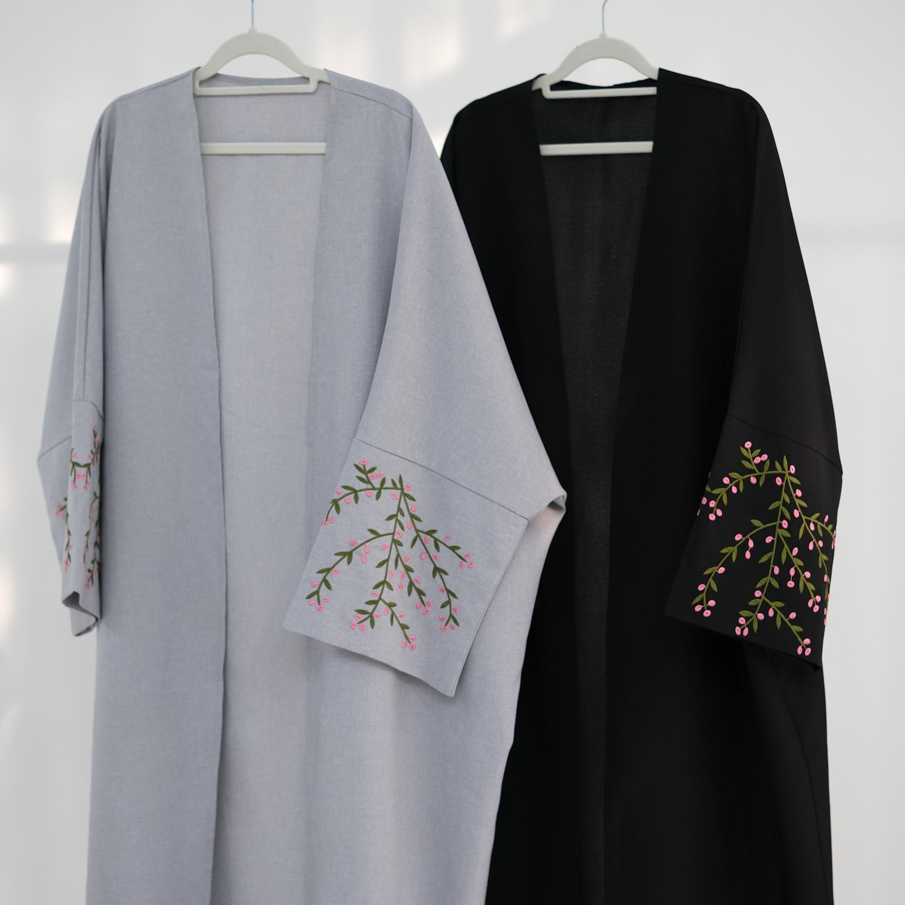 Flower Embroidery Elegant Cardigan Robe