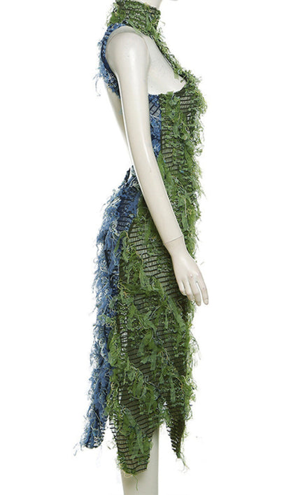 HALTERNECK BACKLESS HOLLOW MIDI DRESS IN GREEN