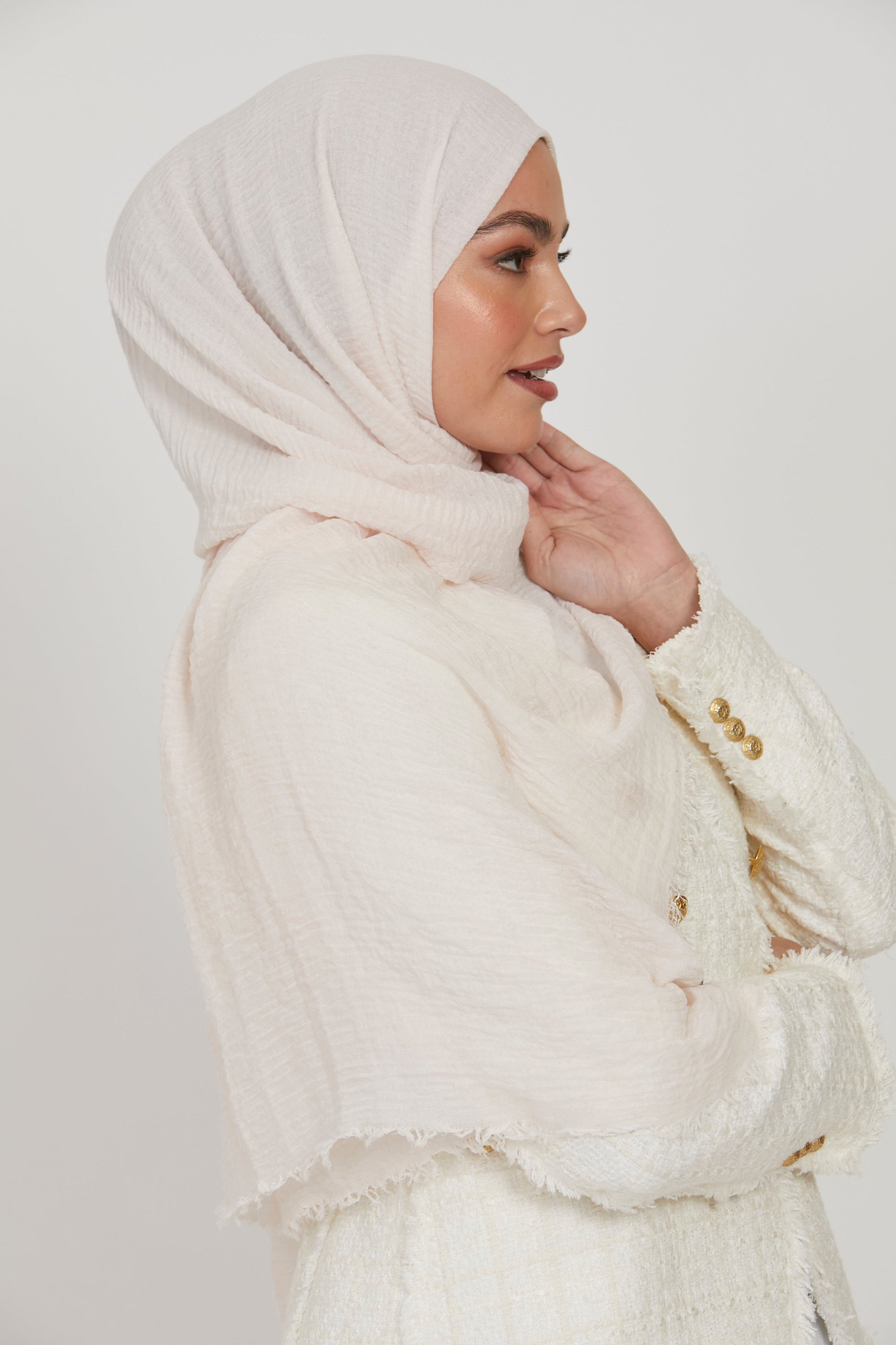 Frayed Crinkle Hijab - Off White