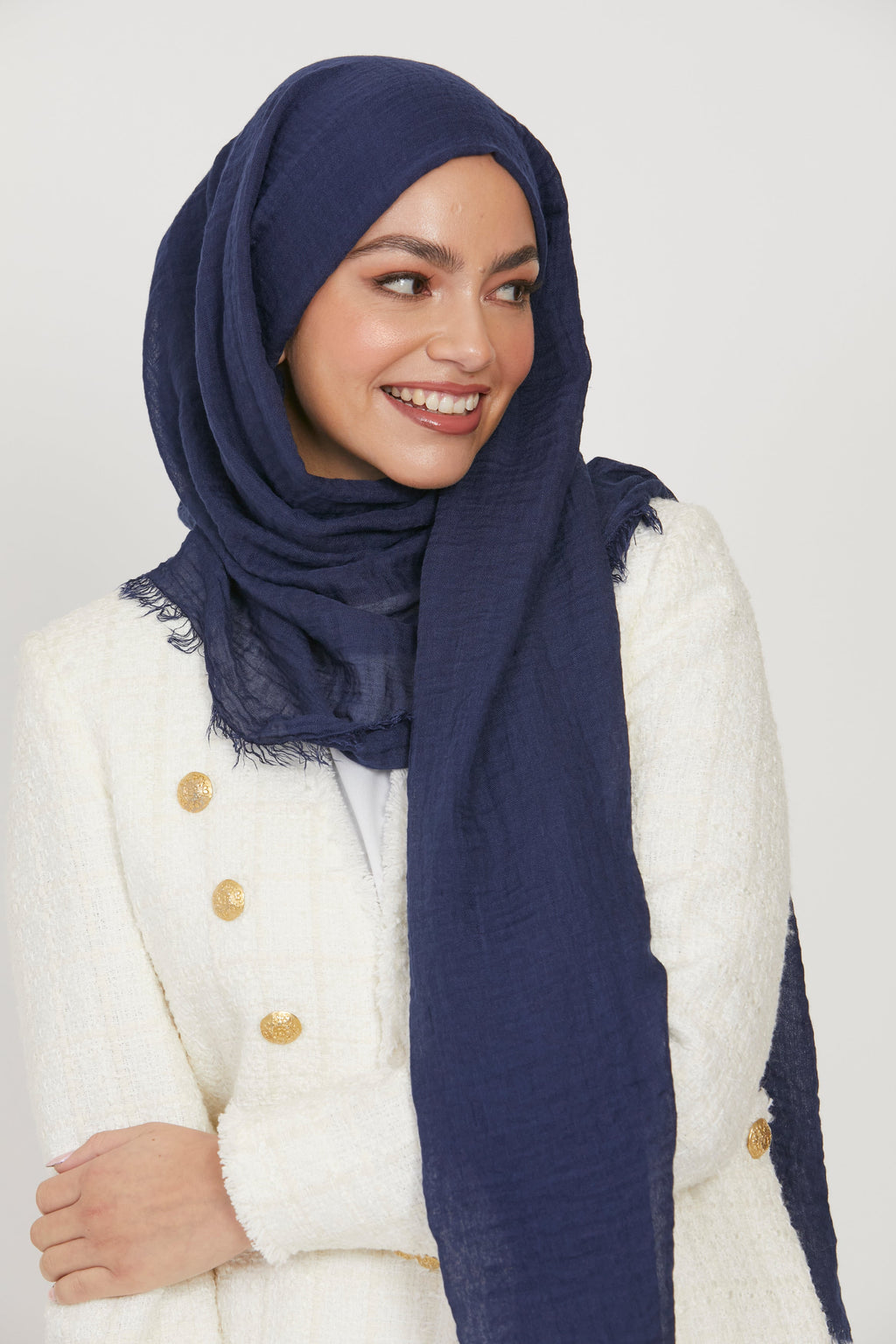 Frayed Crinkle Hijab - Deep Navy