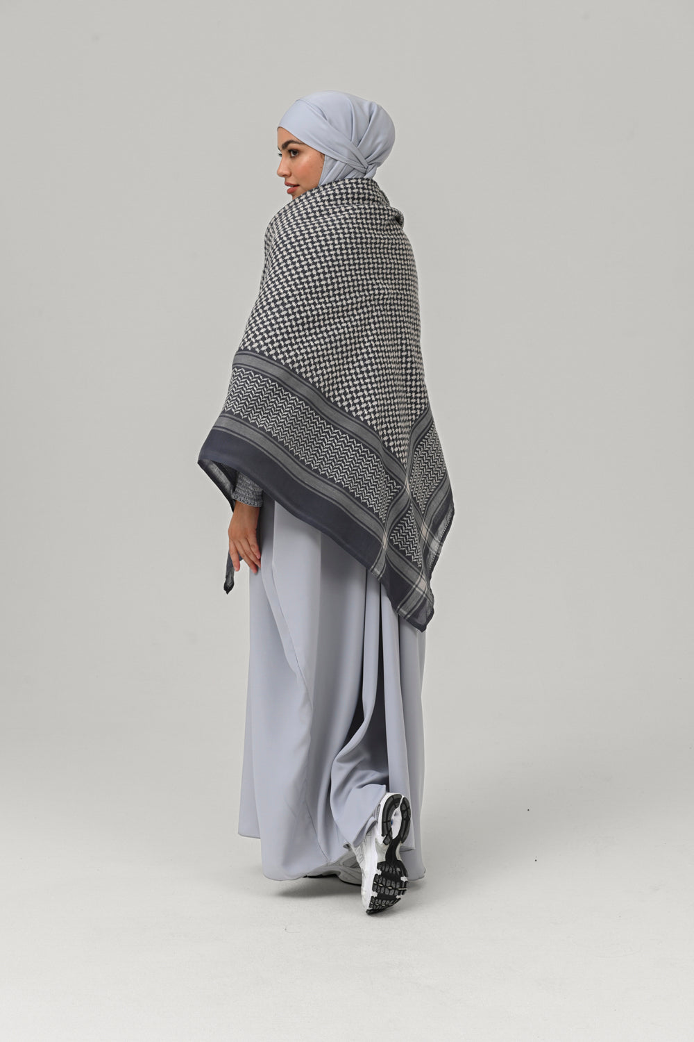 Keffiyeh Scarf - Charcoal Grey