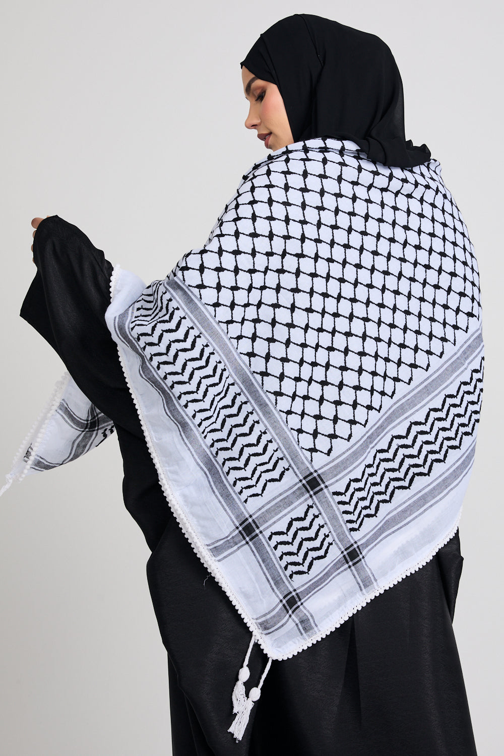 Premium Keffiyeh Scarf With Pom Pom- Black And White