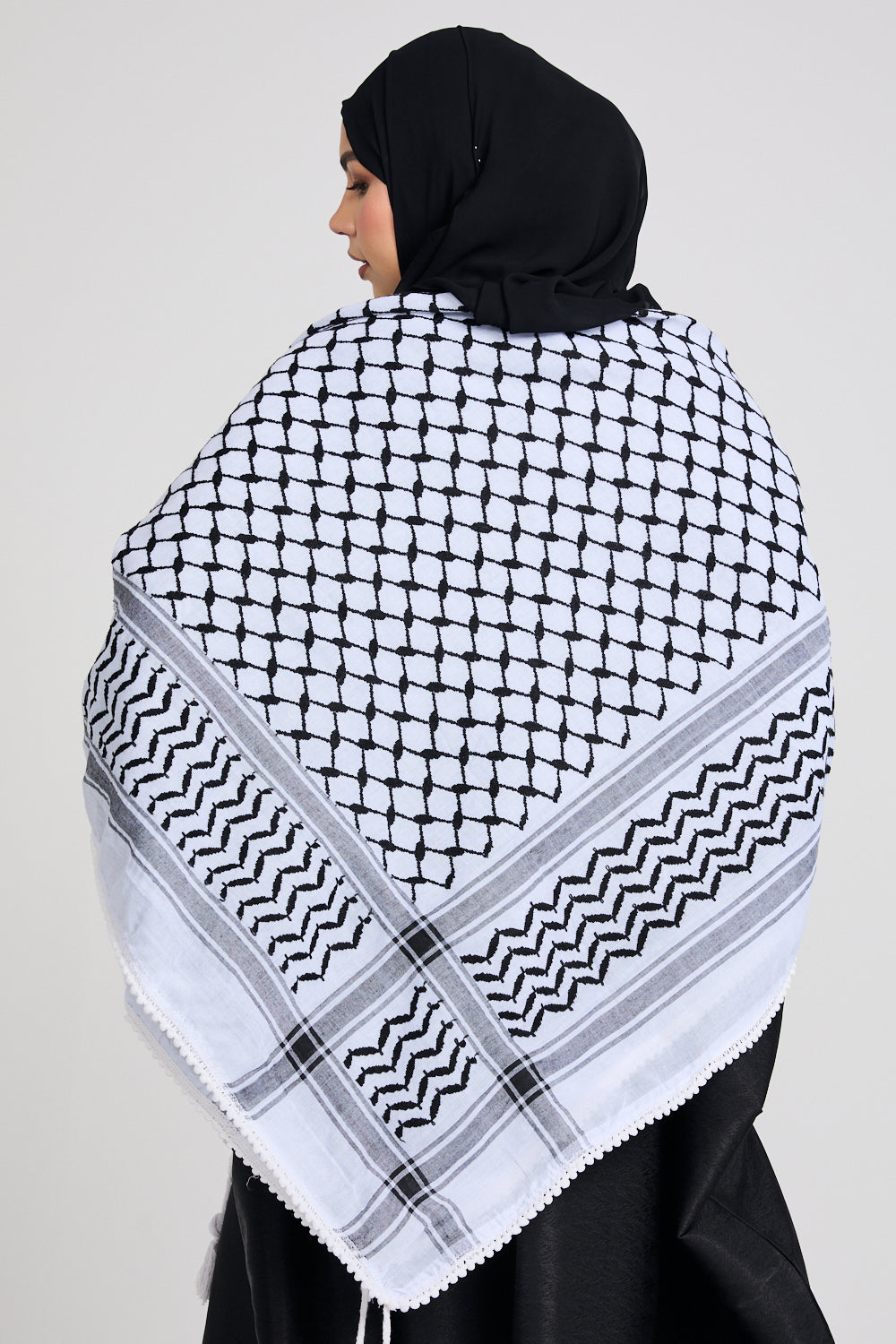 Premium Keffiyeh Scarf With Pom Pom- Black And White