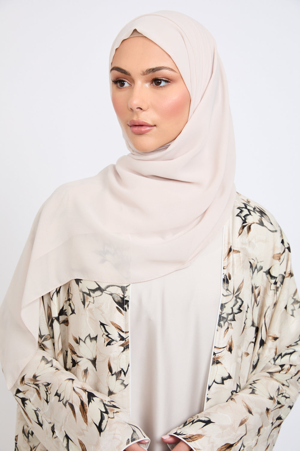 Luxury Georgette Hijab - Nude