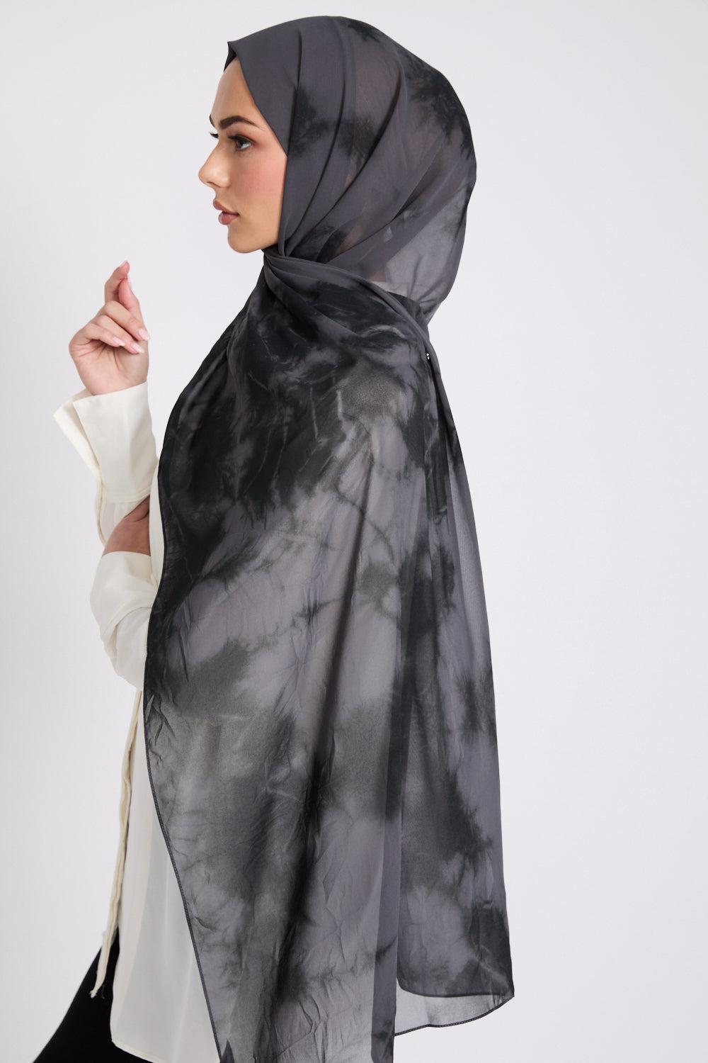 Georgette Chiffon Tie Dye Hijab - Noir Eclipse
