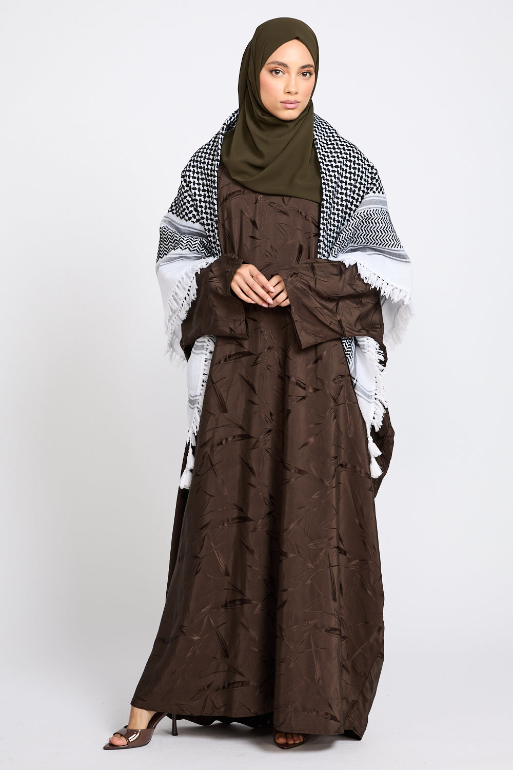 Premium Classic Keffiyeh Scarf - Black & White