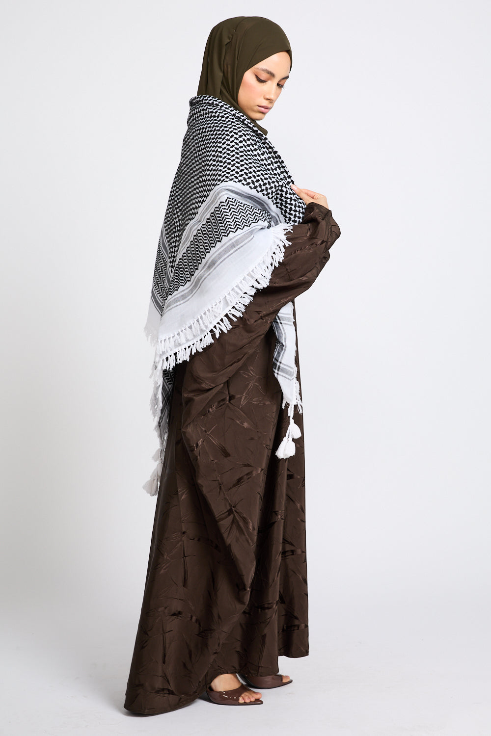 Premium Classic Keffiyeh Scarf - Black & White