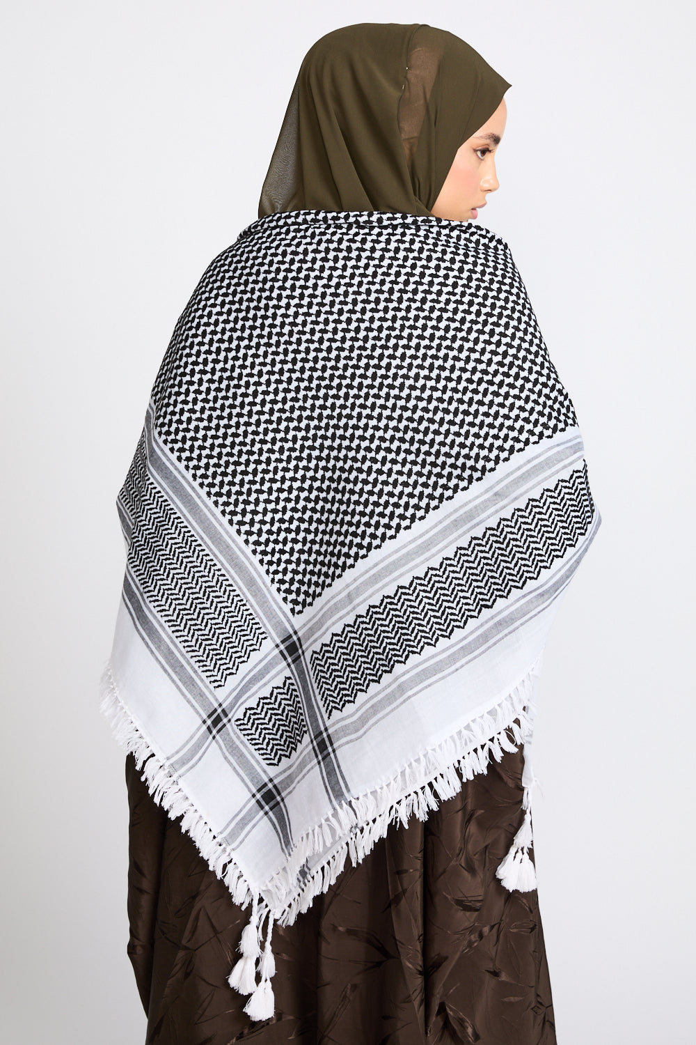 Premium Classic Keffiyeh Scarf - Black & White
