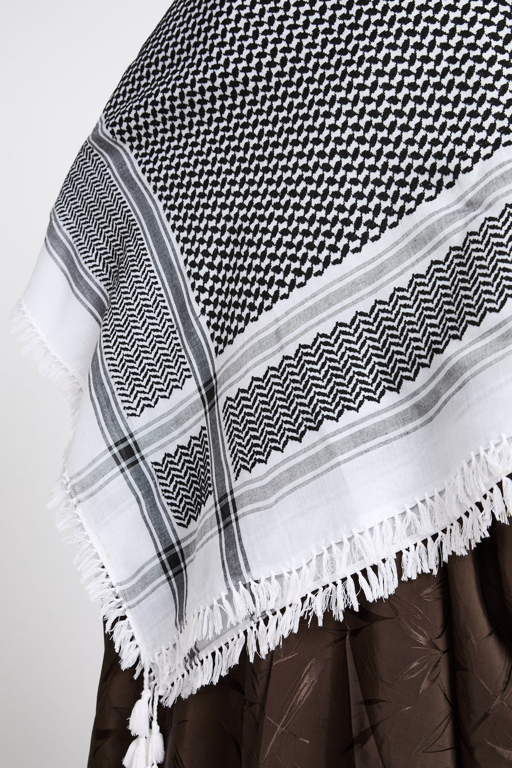 Premium Classic Keffiyeh Scarf - Black & White