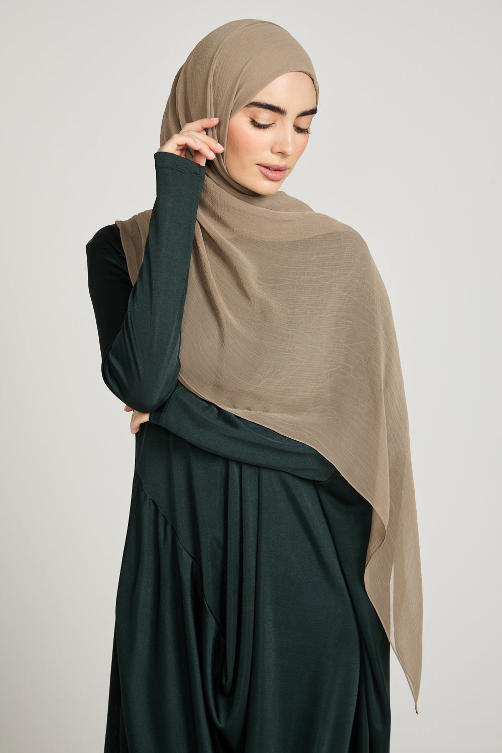 Luxury Soft Crush Hijab - Caramel Taupe