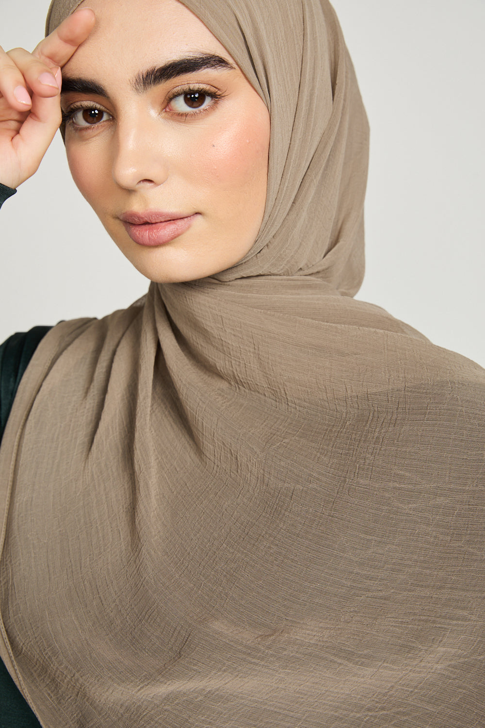 Luxury Soft Crush Hijab - Caramel Taupe