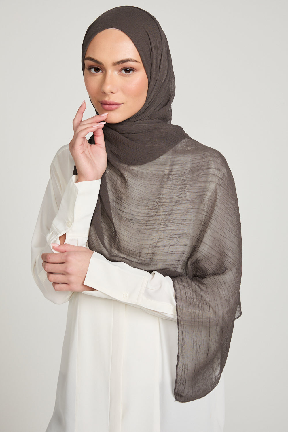 Luxury Soft Crush Hijab - Muted Mocha