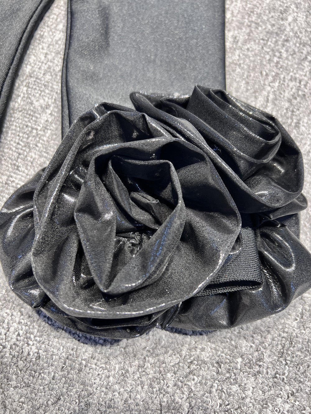 JELENA フラワーズ ミディ バンデージドレス