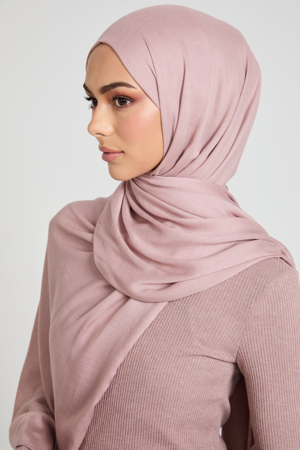 Premium Maxi Modal Hijab - Ashes Of Roses
