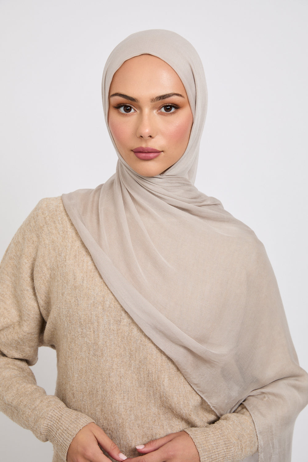 Premium Modal Matt Hijab - Dove