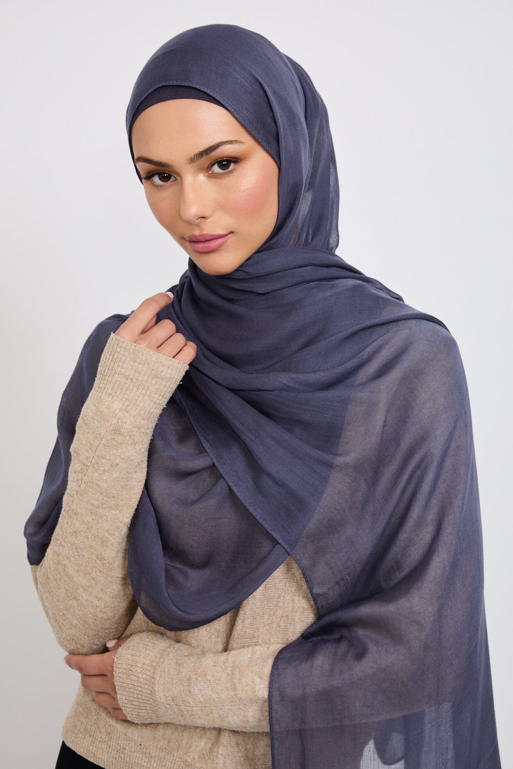 Premium Modal Matt Hijab - Navy