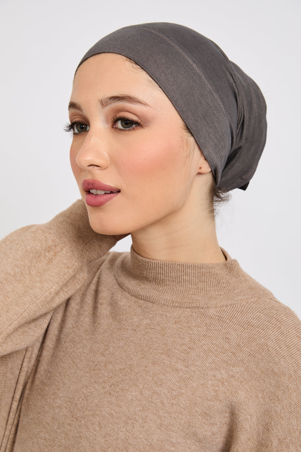 Premium Modal Matt Hijab - Backdrop Grey