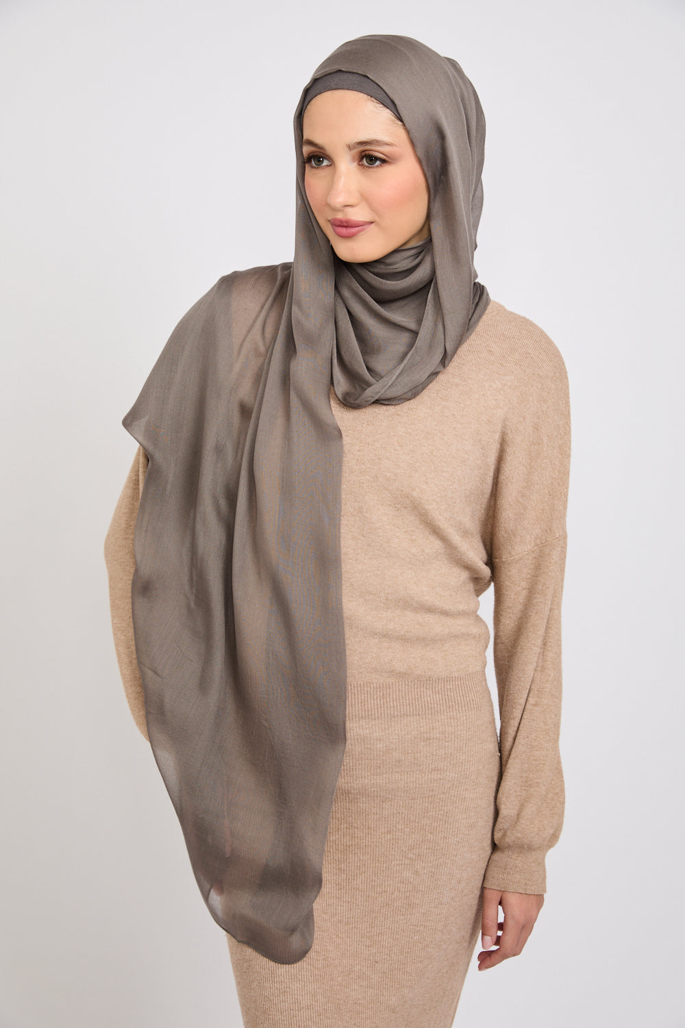 Premium Modal Matt Hijab - Backdrop Grey