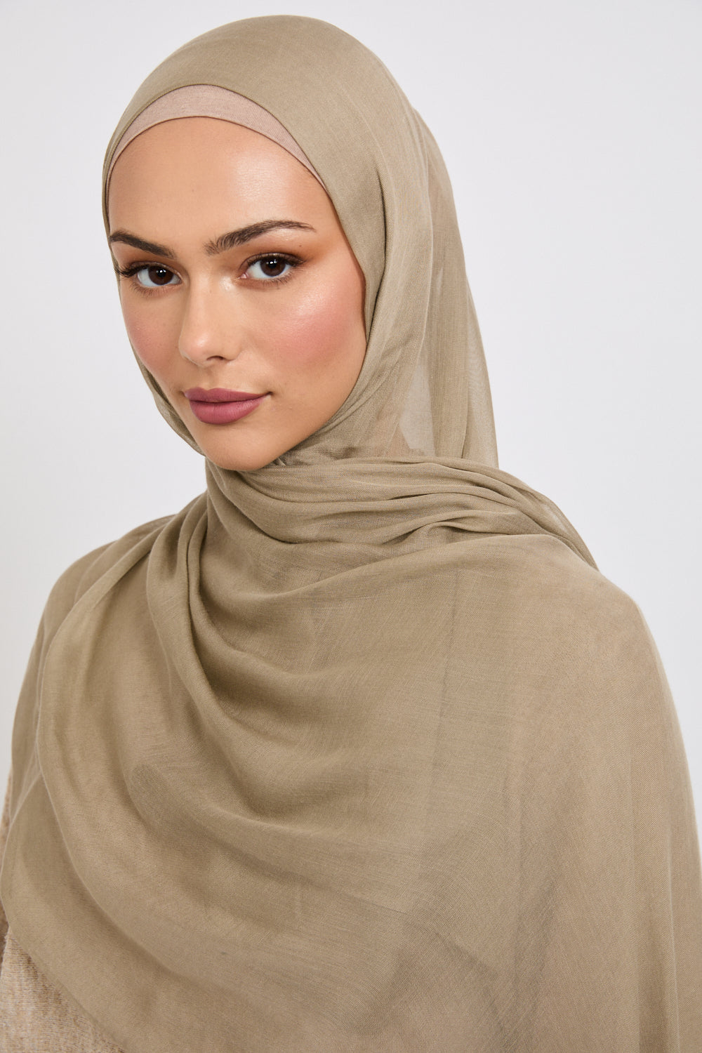 Premium Modal Matt Hijab - Winter Twig