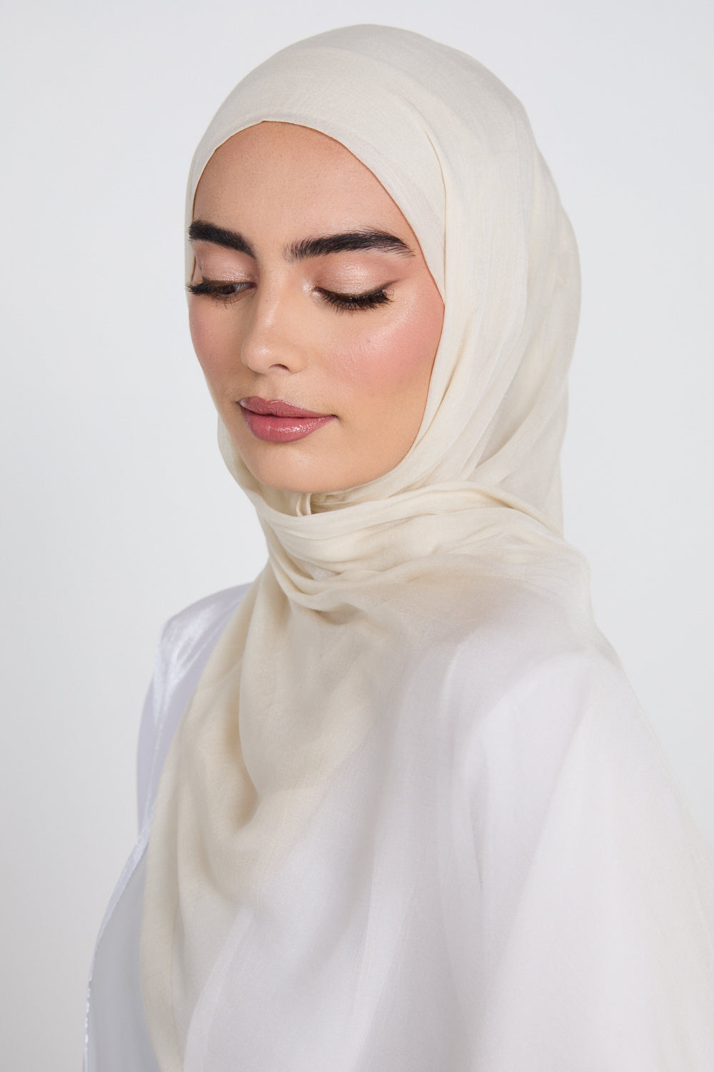 Premium Modal Matt Hijab - White Onyx