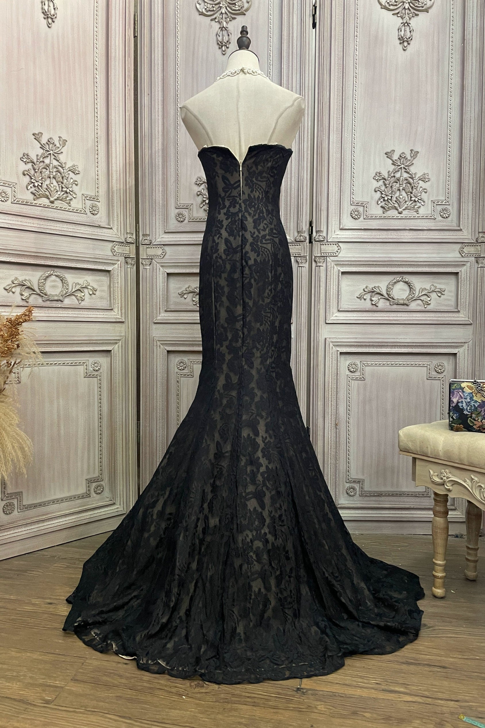 Black lace strapless mermaid dress