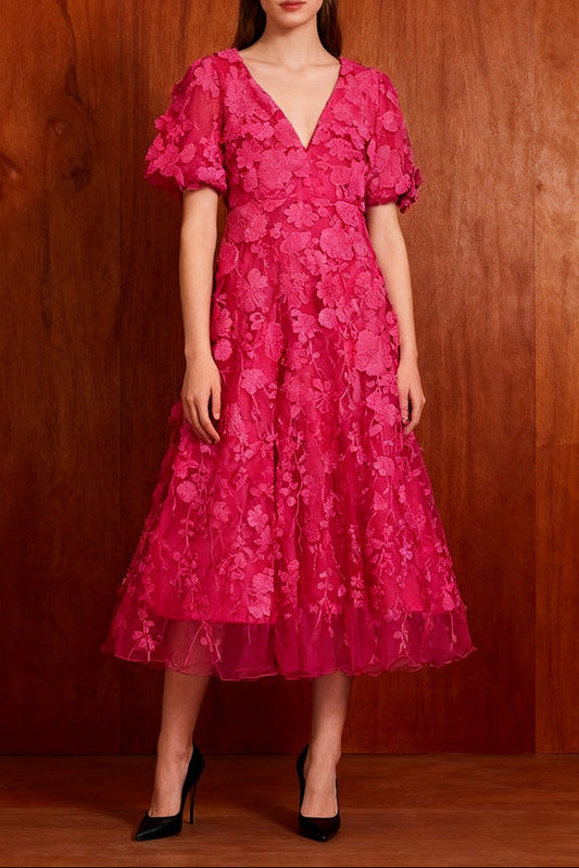 モデスティ パフスリーブ Vネック 刺繍 ミディドレス ローズレッド