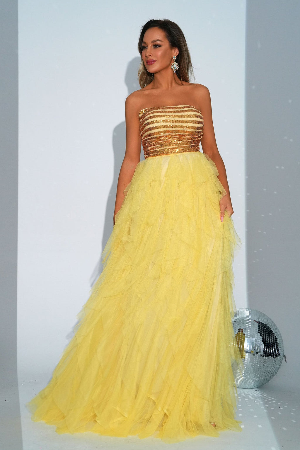 buttocks sequins tulle swing evening dress in yellow