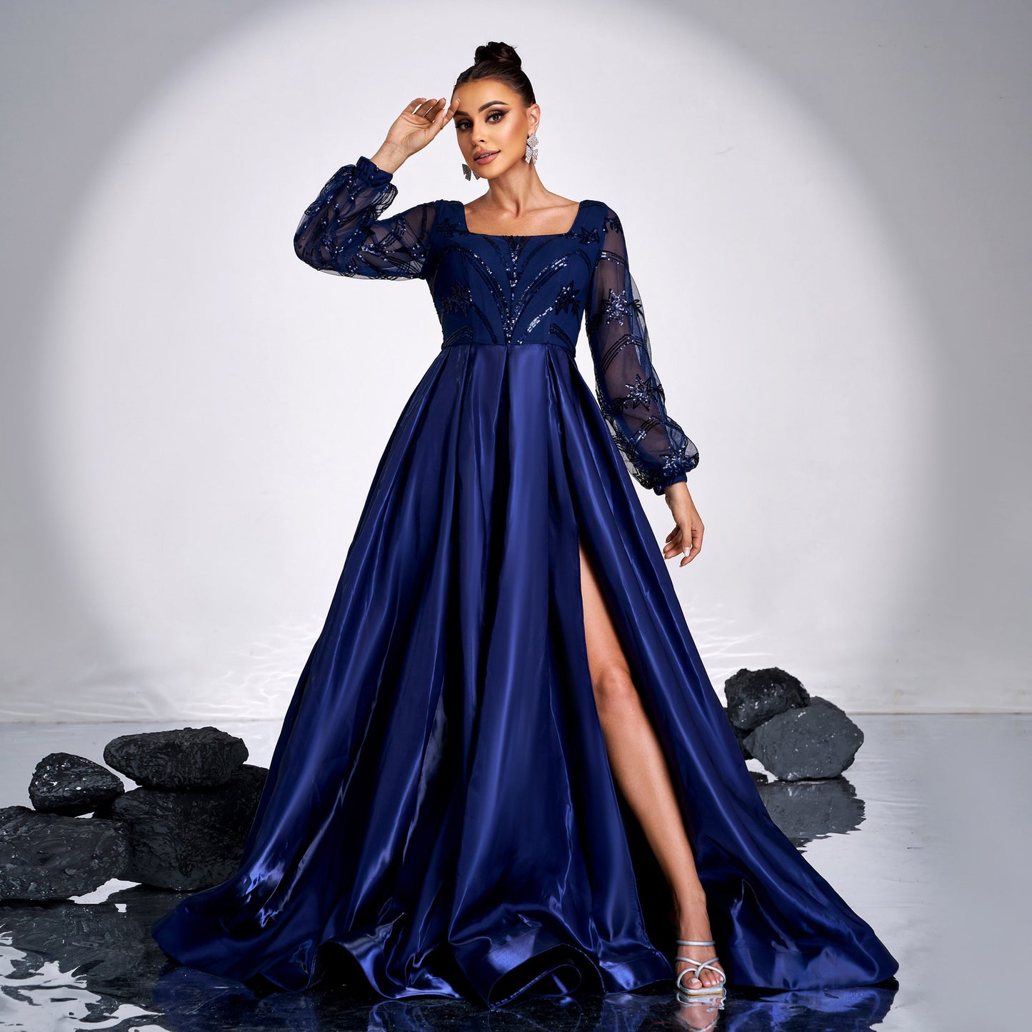Long-sleeved square-neck sequined maxi dress