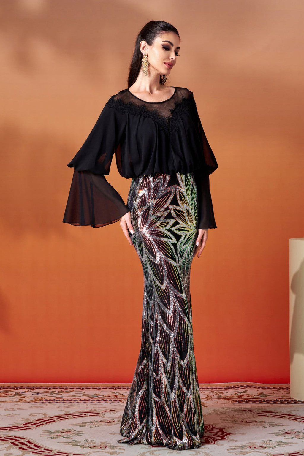black Round neck hip-hugging sequined fishtail maxi dress
