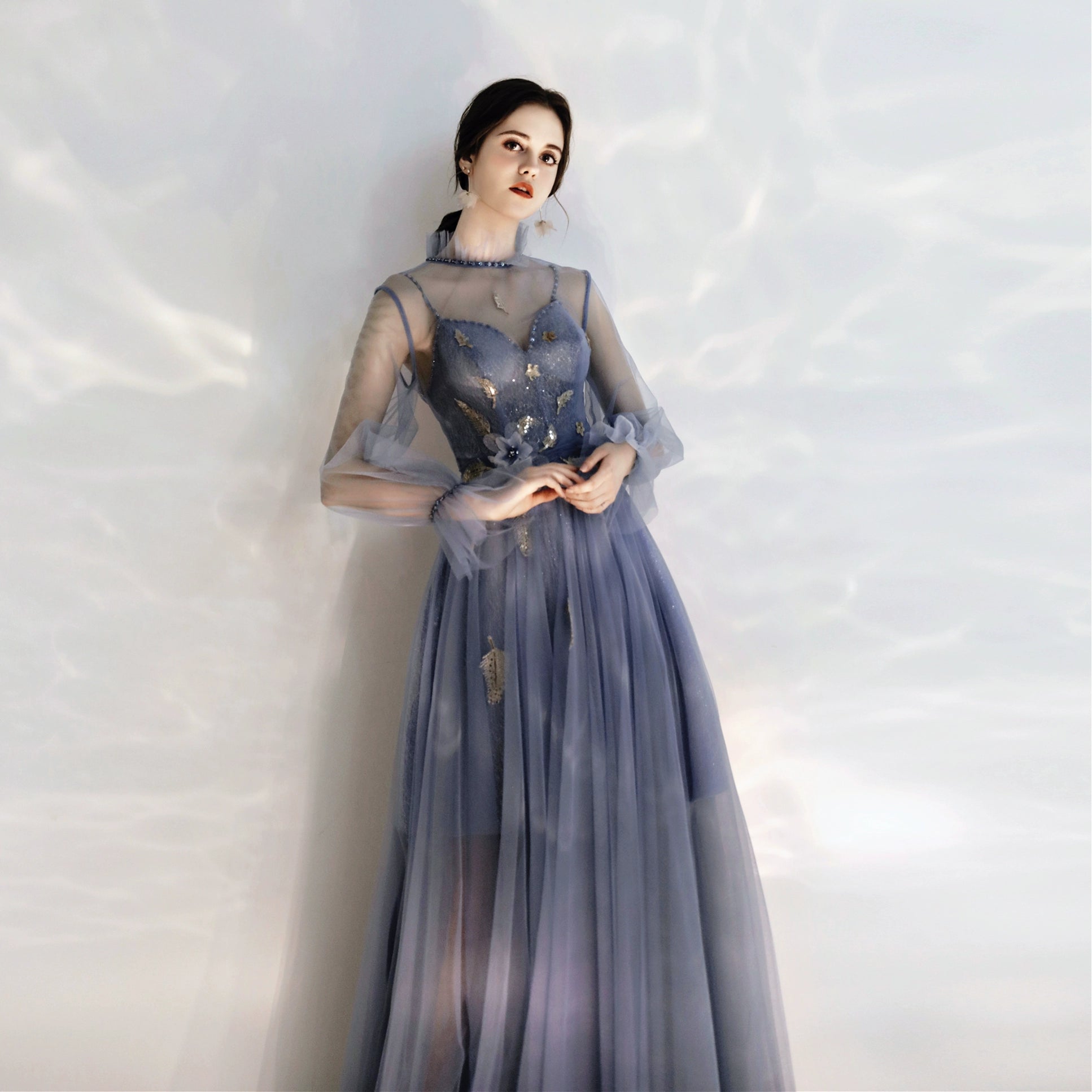 long sleeve Tulle Maxi dress in blue