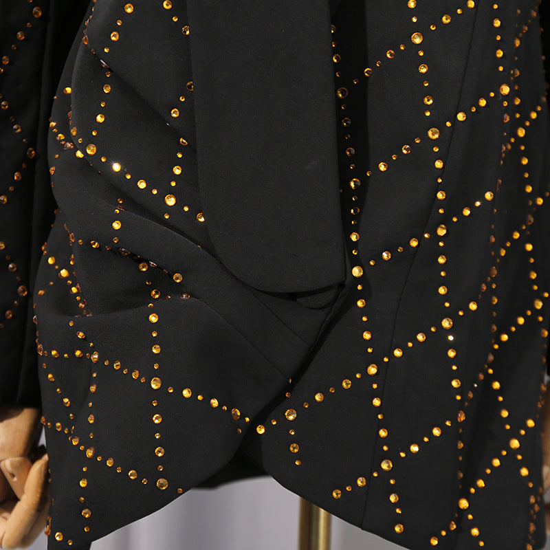 Blazer nero con colletto ripiegato e strass Adelaide