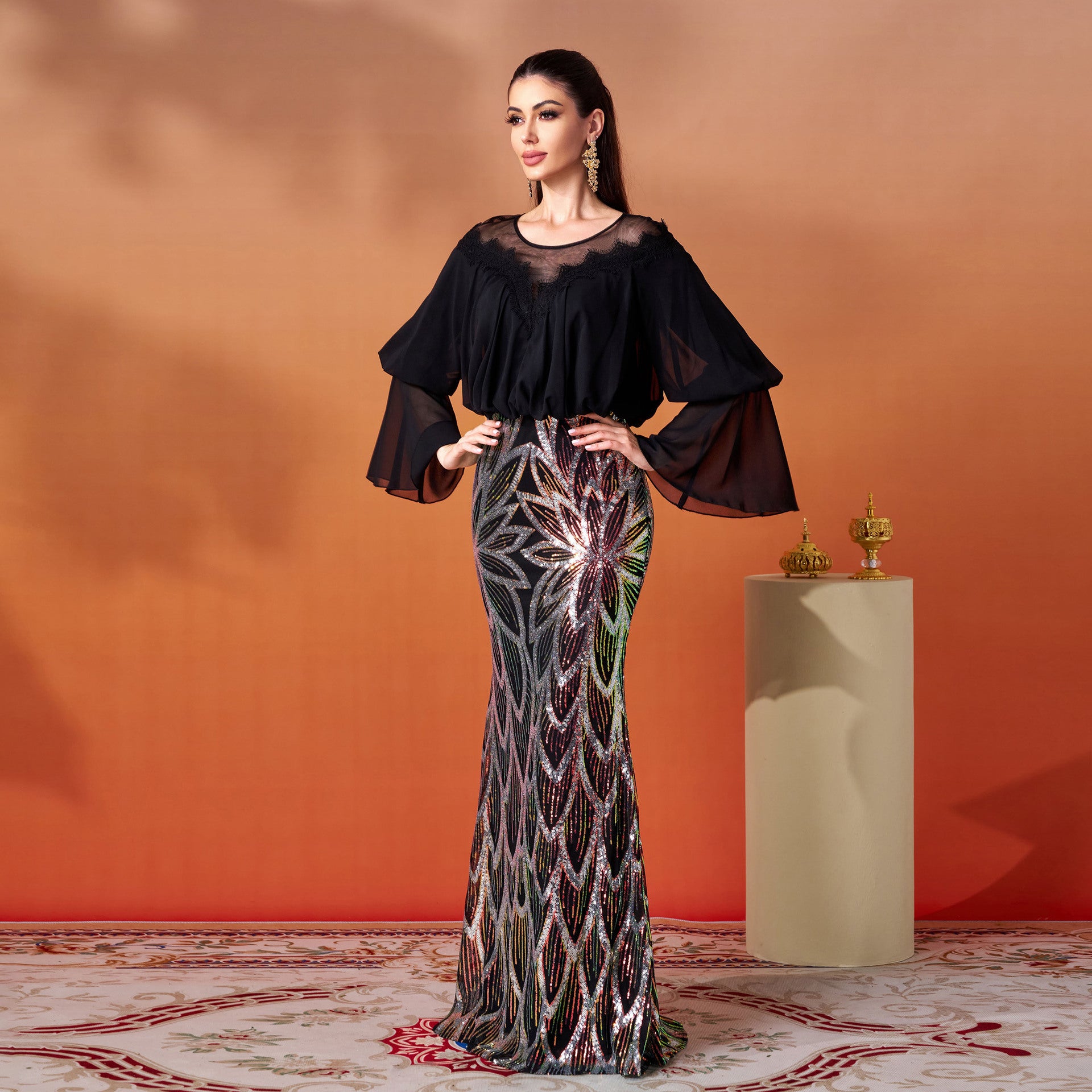 black Round neck hip-hugging sequined fishtail maxi dress